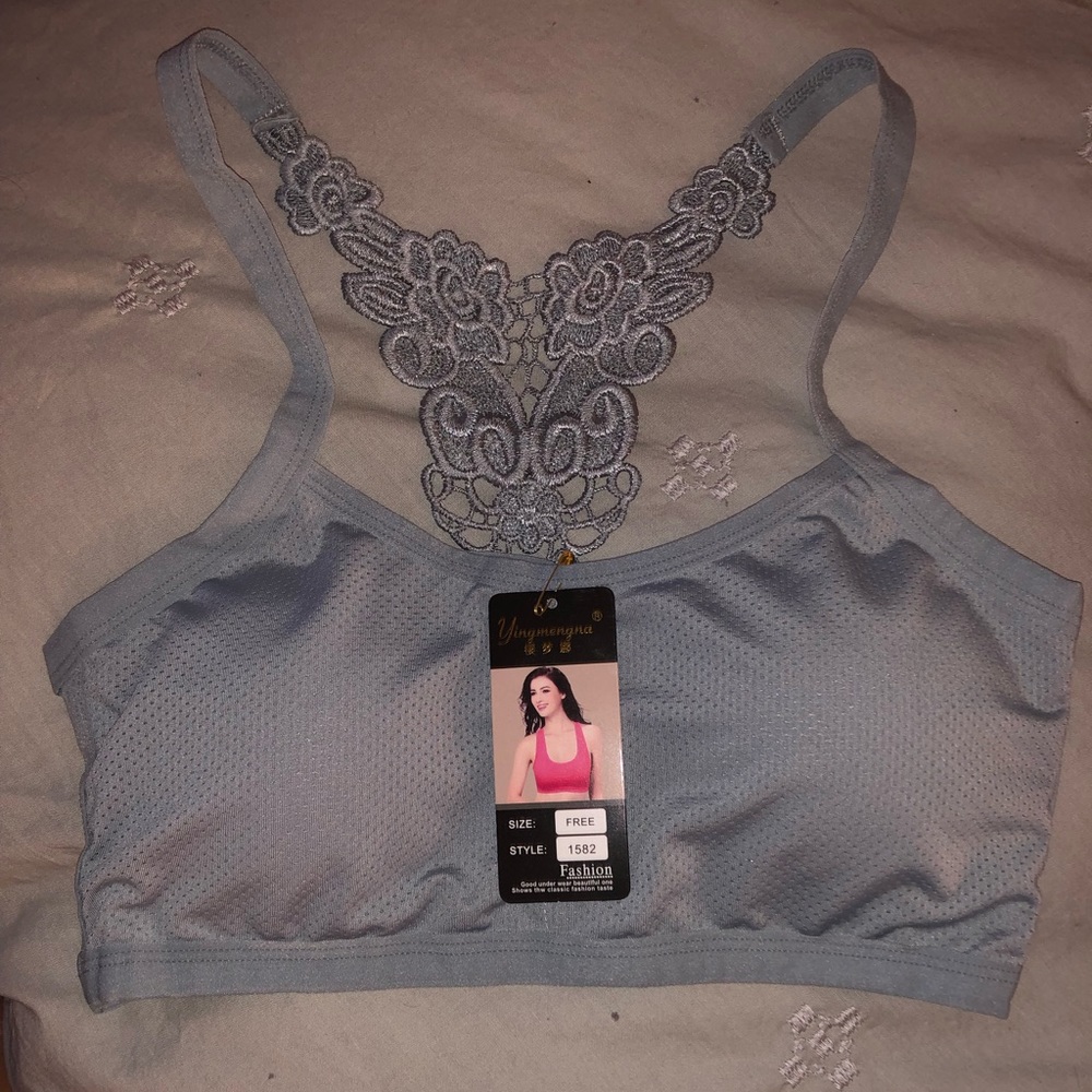 Woman’s sports bra bralette *NWT*